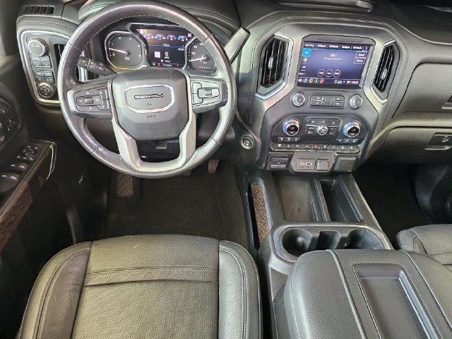 Used 2022 GMC Sierra 2500 Denali w/ Denali Black Diamond Edition AWD/4WD image 34