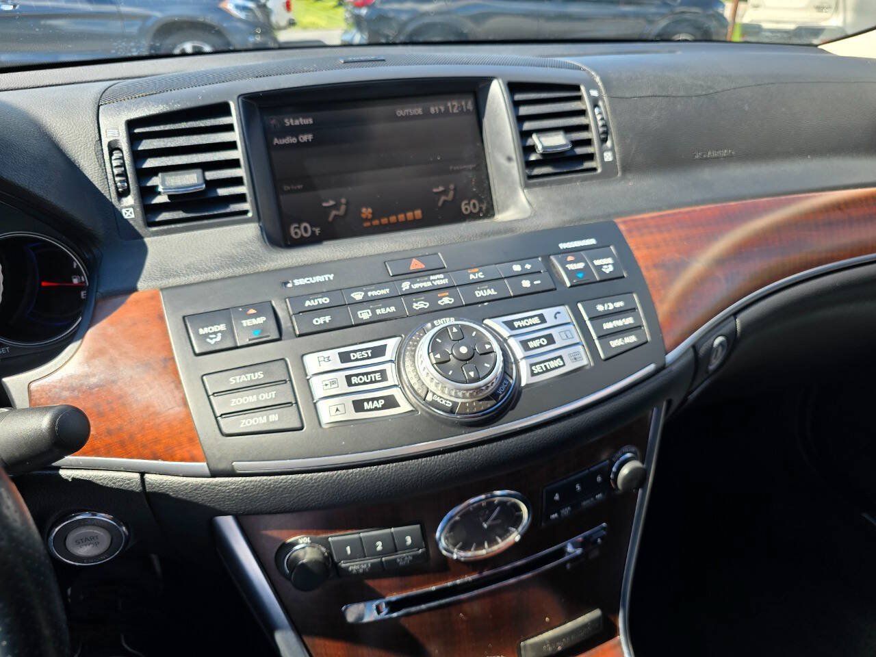 Used 2010 INFINITI M35 x w/ Technology Pkg AWD/4WD image 17