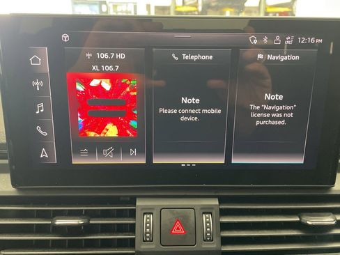 Used 2023 Audi Q5 Premium w/ Convenience Package image 20