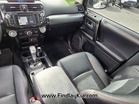 Used 2018 Toyota 4Runner TRD Off-Road Premium image 15