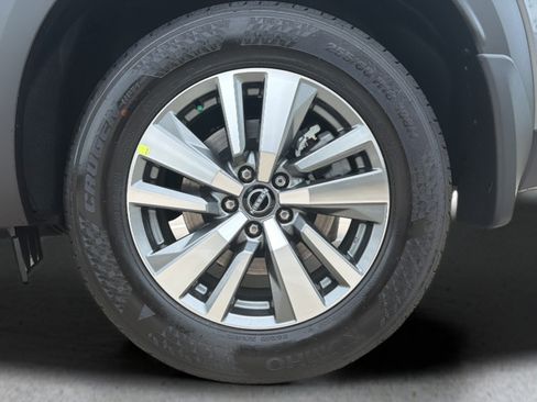 New 2026 Nissan Pathfinder SL AWD/4WD image 29