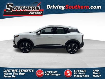 New 2025 Nissan Kicks SR