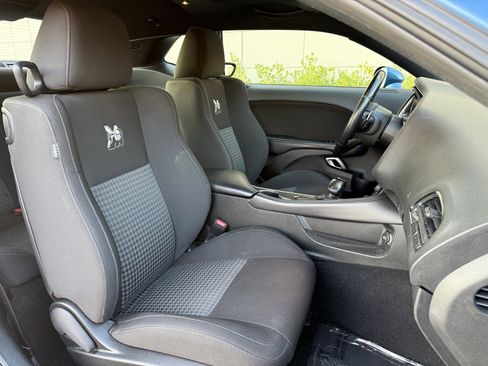 Used 2020 Dodge Challenger R/T Scat Pack w/ Shaker Package image 36