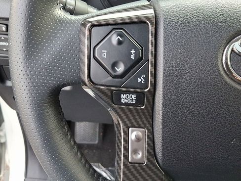 Used 2022 Toyota 4Runner SR5 Premium w/ Moonroof Package image 23