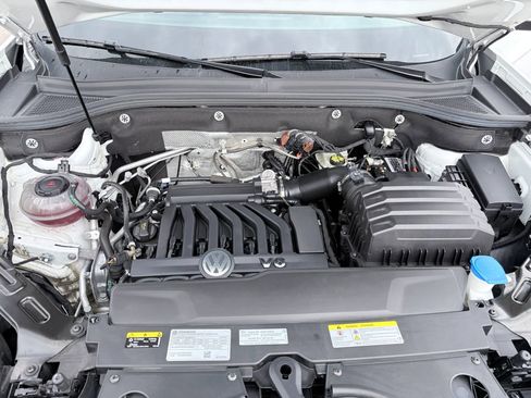 Used 2023 Volkswagen Atlas SE w/ Panoramic Sunroof Package image 34