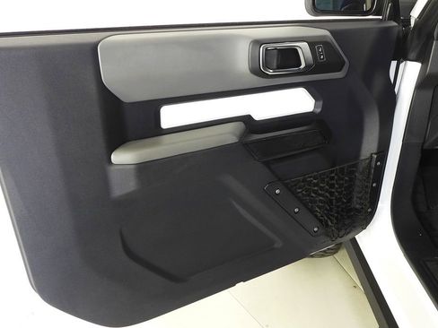 Used 2022 Ford Bronco 2-Door AWD/4WD image 12