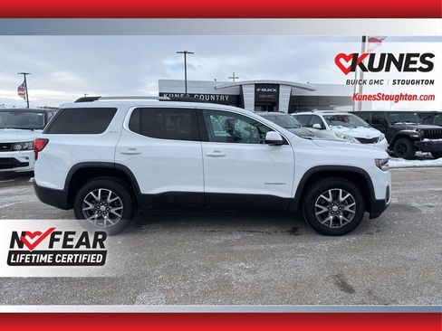 Used 2023 GMC Acadia SLT image 13
