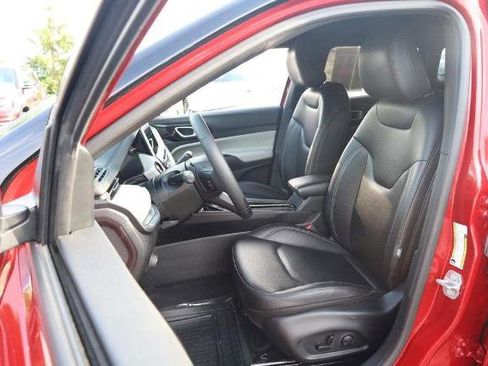 Used 2025 Jeep Compass Limited AWD/4WD image 8