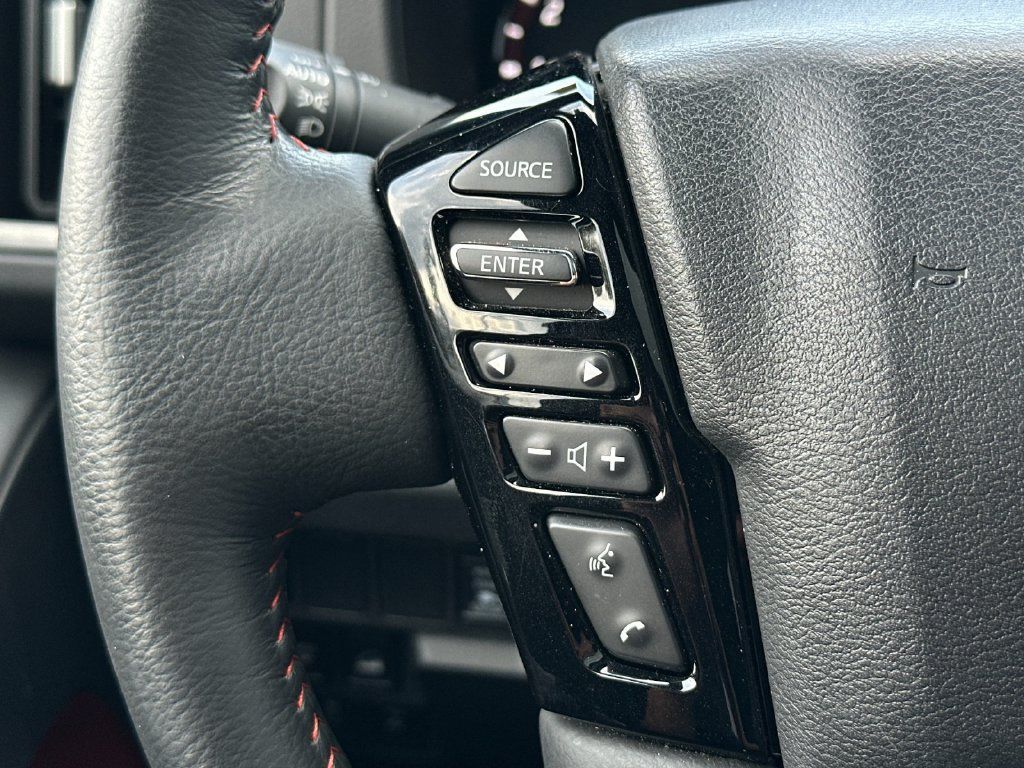 Used 2025 Nissan Frontier PRO-4X w/ Pro Premium Package AWD/4WD image 22