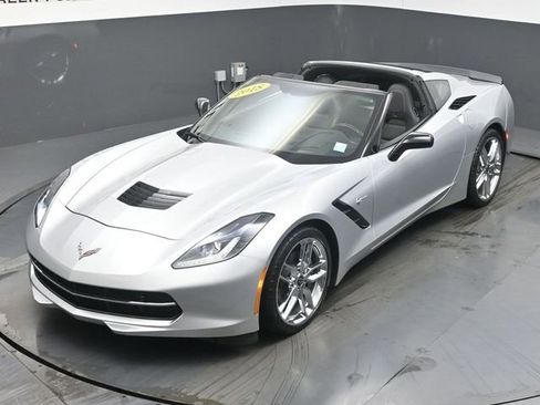 Used 2018 Chevrolet Corvette Stingray Coupe w/ 3LT Preferred Equipment Group RWD image 44