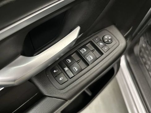 Used 2024 RAM 1500 Big Horn AWD/4WD image 18