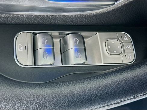Certified 2024 Mercedes-Benz GLE 450 4MATIC image 18