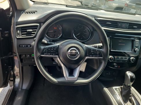 Used 2020 Nissan Rogue S FWD image 22