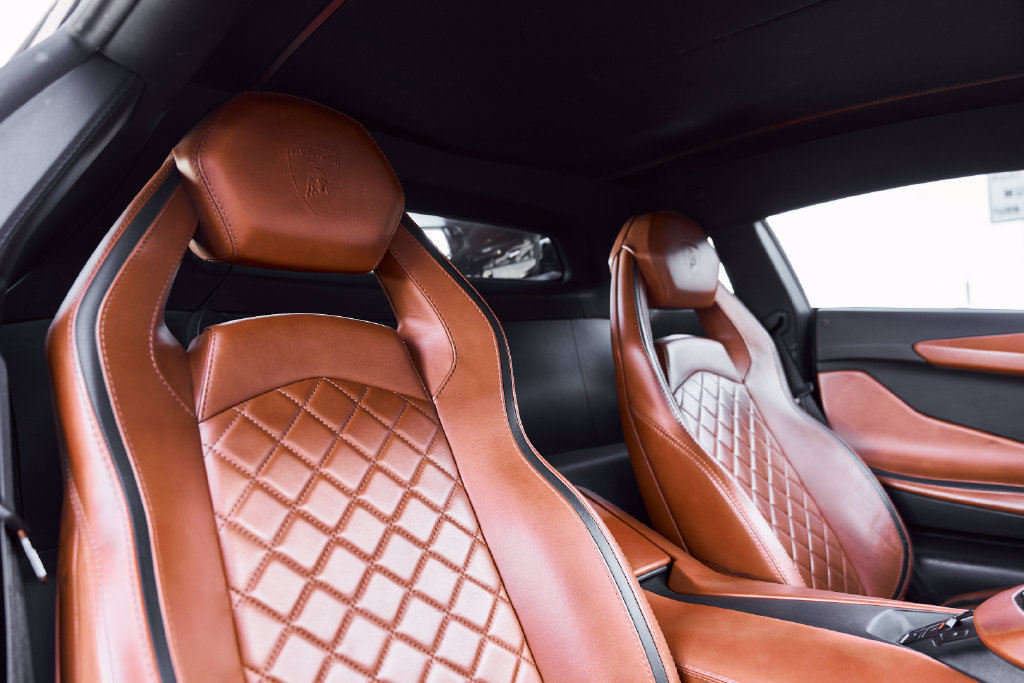 Used 2018 Lamborghini Aventador S AWD/4WD image 48