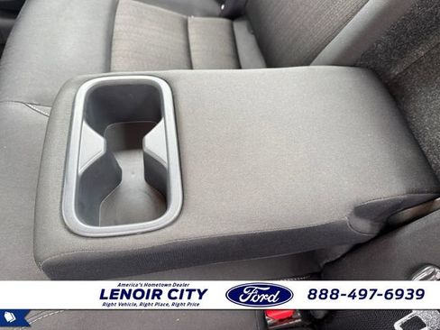 Used 2025 Nissan Altima 2.5 SV FWD image 13