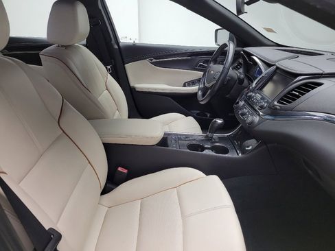 Used 2019 Chevrolet Impala Premier FWD image 21