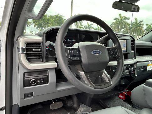 New 2026 Ford F550 4x4 SuperCab Super Duty image 30