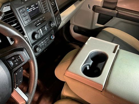 Used 2020 Ford F150 XL w/ Equipment Group 101A Mid AWD/4WD image 19