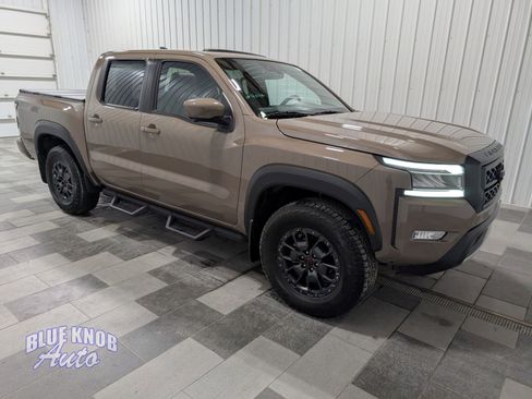 Used 2024 Nissan Frontier PRO-4X w/ Pro Premium Package image 6