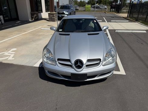 Used 2005 Mercedes-Benz SLK 350 image 9