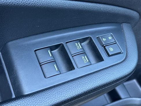 Used 2022 Honda Pilot Sport image 13