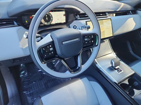 Used 2026 Land Rover Range Rover Velar S image 15