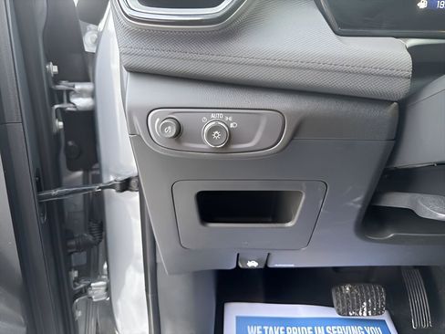 Used 2025 Chevrolet TrailBlazer LT w/ Convenience Package image 23