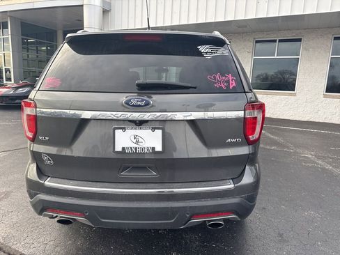 Used 2018 Ford Explorer XLT w/ Equipment Group 202A image 5
