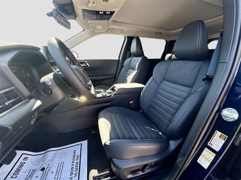 New 2026 Mitsubishi Outlander SE image 22