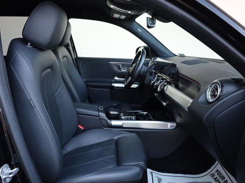 Used 2023 Mercedes-Benz EQB 300 4MATIC w/ Exclusive Package image 26