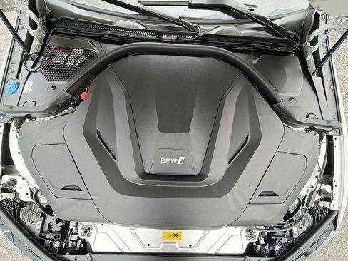 Used 2024 BMW i4 eDrive35 w/ Convenience Package RWD image 17
