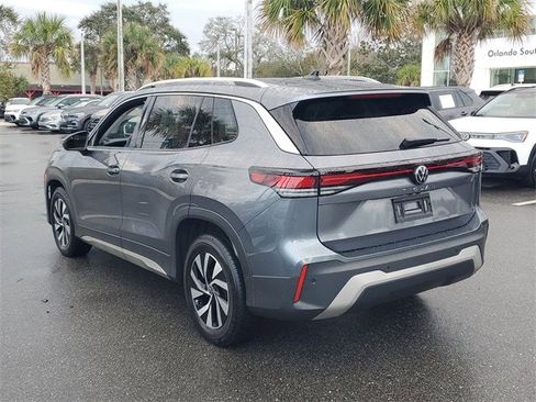 Certified 2025 Volkswagen Tiguan S image 3