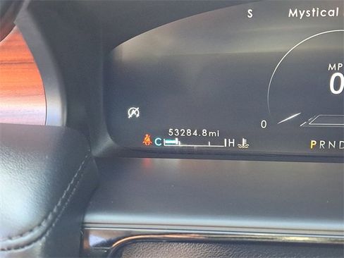 Certified 2022 Lincoln Nautilus Reserve w/ Equipment Group 201A image 11