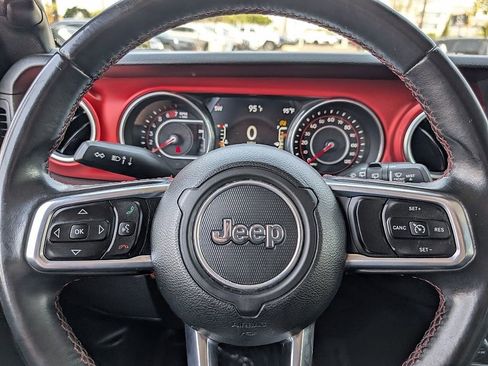 Used 2018 Jeep Wrangler Unlimited Rubicon w/ Steel Bumper Group image 35