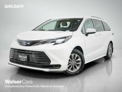 Used 2024 Toyota Sienna LE