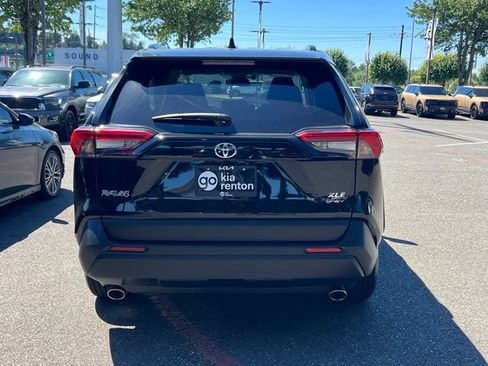 Used 2025 Toyota RAV4 XLE w/ Convenience Package AWD/4WD image 6
