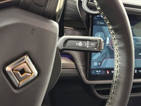 Used 2022 Rivian R1T Adventure image 19