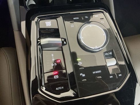 Certified 2024 BMW 530i xDrive w/ M Sport Package image 13