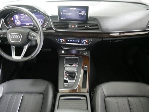 Used 2020 Audi Q5 2.0T Premium Plus w/ Premium Plus Package AWD/4WD image 10