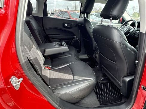 Used 2019 Jeep Compass Latitude image 25