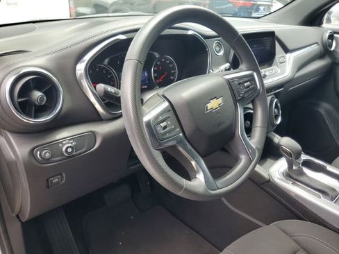 Used 2021 Chevrolet Blazer LT FWD image 17