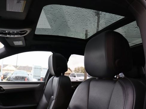 Used 2016 Porsche Macan S image 29