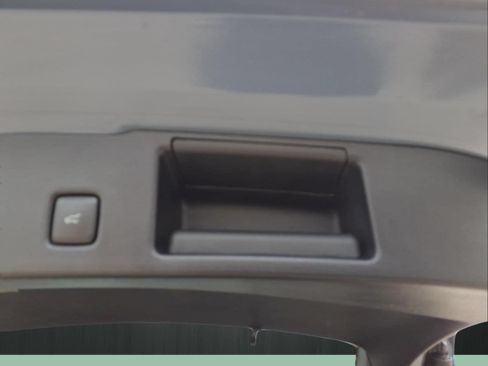 Used 2025 Ford Escape Platinum FWD image 12