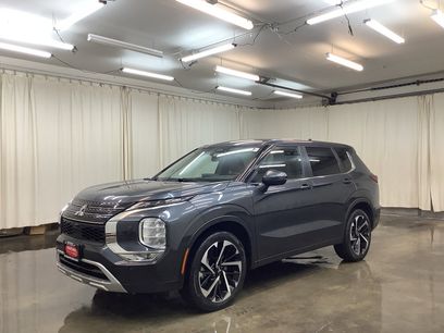 Used 2024 Mitsubishi Outlander SE