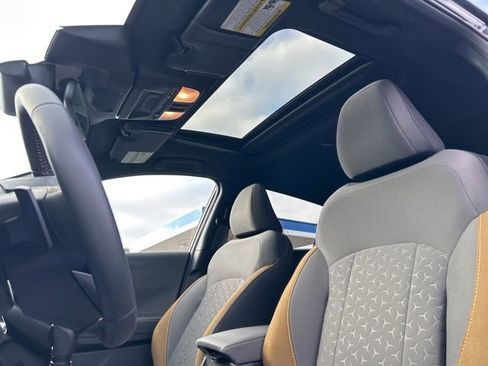 Used 2025 Subaru Crosstrek 2.5i Sport image 13