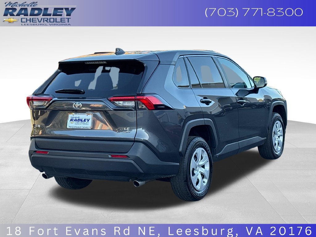 Used 2025 Toyota RAV4 LE AWD/4WD image 6