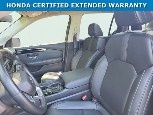 Certified 2025 Honda Pilot Touring image 27