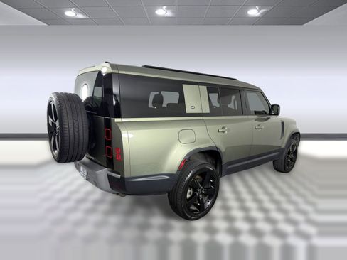 Used 2024 Land Rover Defender 130 S AWD/4WD image 9