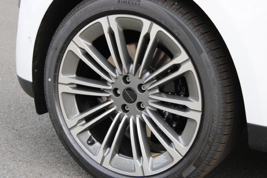 New 2027 Land Rover Range Rover Sport SE AWD/4WD image 7
