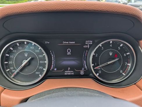 Used 2022 Maserati Levante GT AWD/4WD image 14